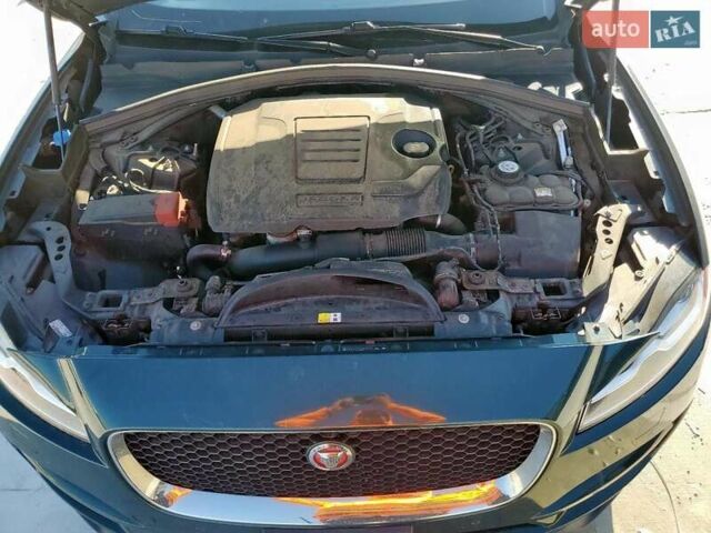 Зеленый Ягуар Ф-Пейс, объемом двигателя 2 л и пробегом 105 тыс. км за 4700 $, фото 11 на Automoto.ua