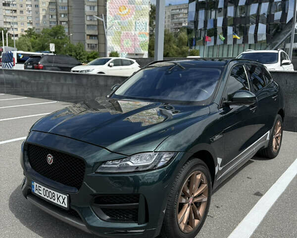 Зеленый Ягуар Ф-Пейс, объемом двигателя 3 л и пробегом 90 тыс. км за 24500 $, фото 8 на Automoto.ua