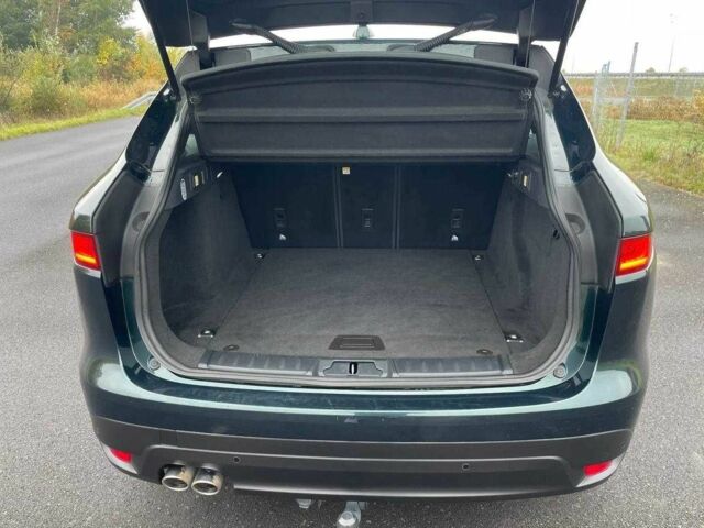 Зеленый Ягуар Ф-Пейс, объемом двигателя 2 л и пробегом 60 тыс. км за 14900 $, фото 16 на Automoto.ua