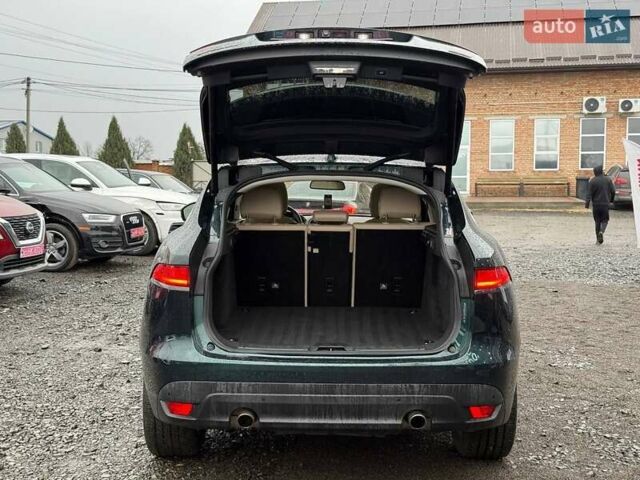 Зелений Ягуар Ф-Пейс, об'ємом двигуна 2 л та пробігом 101 тис. км за 18500 $, фото 8 на Automoto.ua
