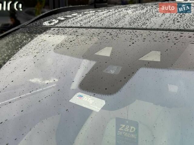 Зелений Ягуар Ф-Пейс, об'ємом двигуна 2 л та пробігом 101 тис. км за 18500 $, фото 43 на Automoto.ua