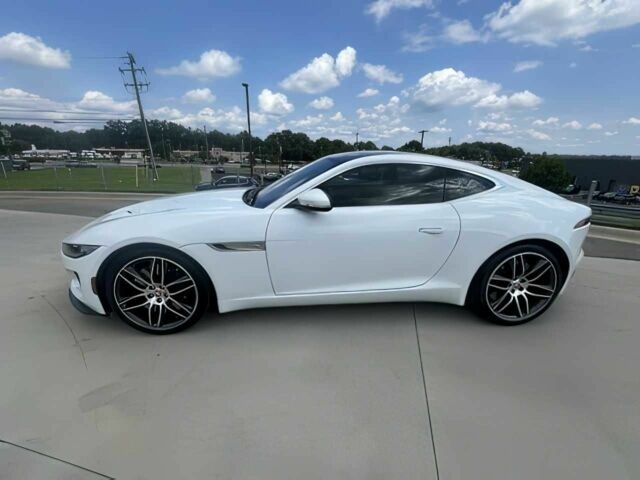 Ягуар Ф-Тайп 2023 в Львове на Automoto.ua Белый Ягуар Ф-Тайп, объемом двигателя 5 л и пробегом 10 тыс. км за 40000 $, фото 2 на Automoto.ua