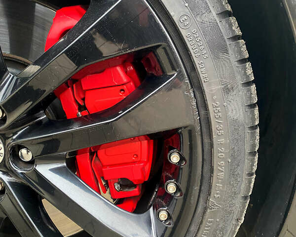 Черный Ягуар Ф-Тайп, объемом двигателя 3 л и пробегом 75 тыс. км за 33300 $, фото 33 на Automoto.ua