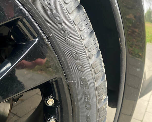 Черный Ягуар Ф-Тайп, объемом двигателя 3 л и пробегом 75 тыс. км за 33300 $, фото 31 на Automoto.ua