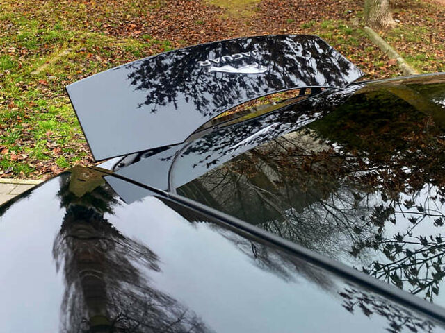 Черный Ягуар Ф-Тайп, объемом двигателя 3 л и пробегом 75 тыс. км за 33300 $, фото 20 на Automoto.ua