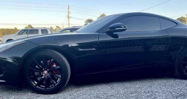 Черный Ягуар Ф-Тайп, объемом двигателя 3 л и пробегом 36 тыс. км за 9400 $, фото 1 на Automoto.ua