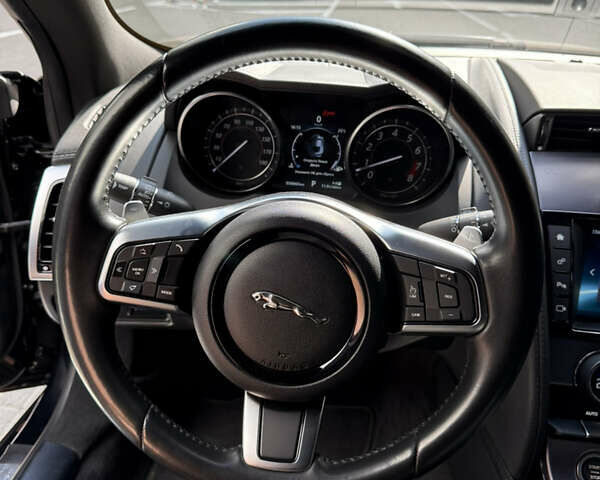 Ягуар Ф-Тайп 2017 в Киеве на Automoto.ua Черный Ягуар Ф-Тайп, объемом двигателя 3 л и пробегом 57 тыс. км за 32000 $, фото 14 на Automoto.ua