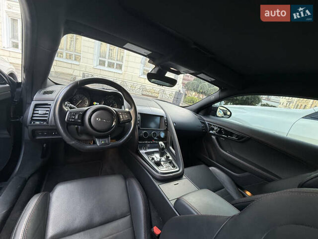 Чорний Ягуар Ф-Тайп, об'ємом двигуна 5 л та пробігом 45 тис. км за 42000 $, фото 35 на Automoto.ua