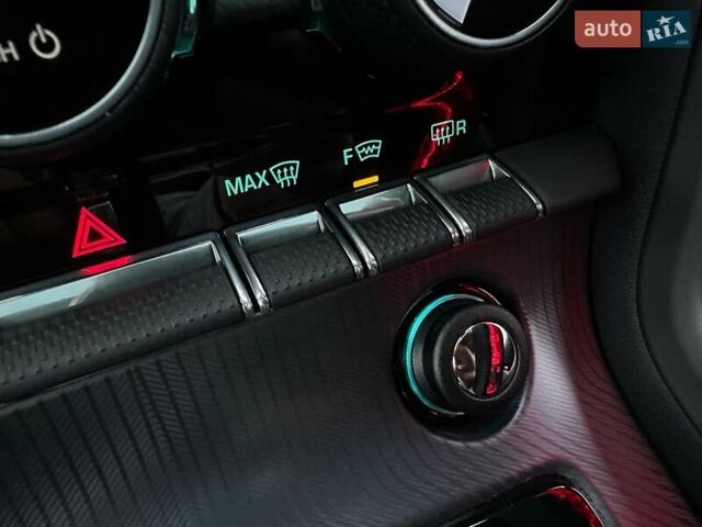 Черный Ягуар Ф-Тайп, объемом двигателя 2 л и пробегом 18 тыс. км за 64900 $, фото 67 на Automoto.ua