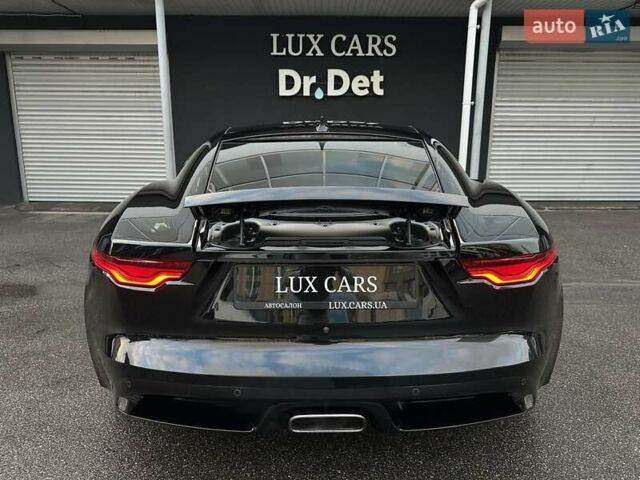 Черный Ягуар Ф-Тайп, объемом двигателя 2 л и пробегом 18 тыс. км за 64900 $, фото 29 на Automoto.ua