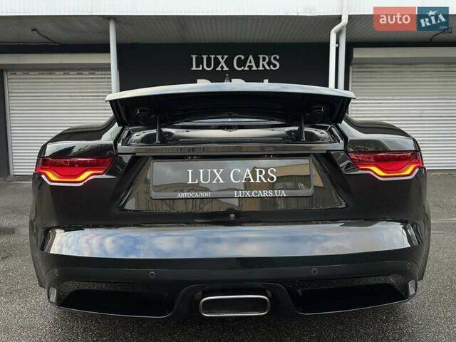 Черный Ягуар Ф-Тайп, объемом двигателя 2 л и пробегом 18 тыс. км за 64900 $, фото 27 на Automoto.ua