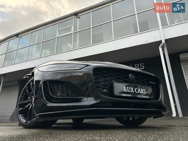 Черный Ягуар Ф-Тайп, объемом двигателя 2 л и пробегом 18 тыс. км за 64900 $, фото 20 на Automoto.ua