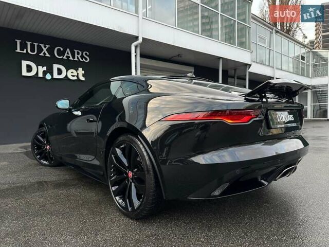 Черный Ягуар Ф-Тайп, объемом двигателя 2 л и пробегом 18 тыс. км за 64900 $, фото 33 на Automoto.ua