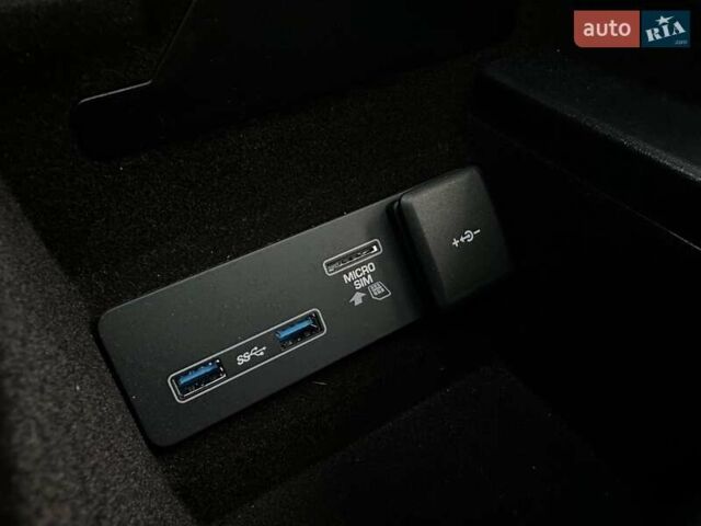 Черный Ягуар Ф-Тайп, объемом двигателя 2 л и пробегом 18 тыс. км за 64900 $, фото 59 на Automoto.ua