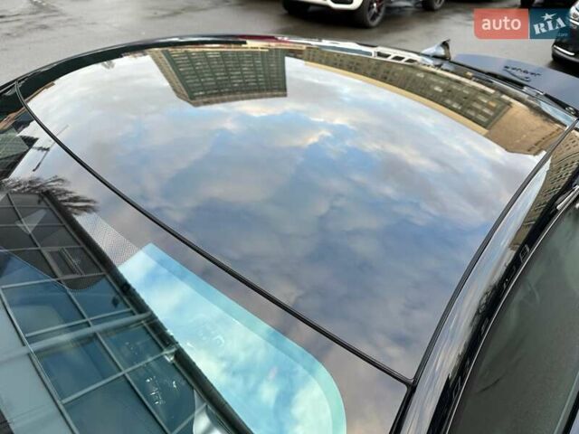 Черный Ягуар Ф-Тайп, объемом двигателя 2 л и пробегом 18 тыс. км за 64900 $, фото 35 на Automoto.ua