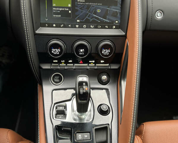 Красный Ягуар Ф-Тайп, объемом двигателя 3 л и пробегом 29 тыс. км за 61900 $, фото 11 на Automoto.ua