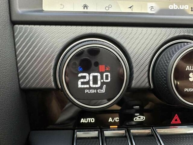 Ягуар Ф-Тайп, объемом двигателя 2 л и пробегом 8 тыс. км за 65999 $, фото 28 на Automoto.ua