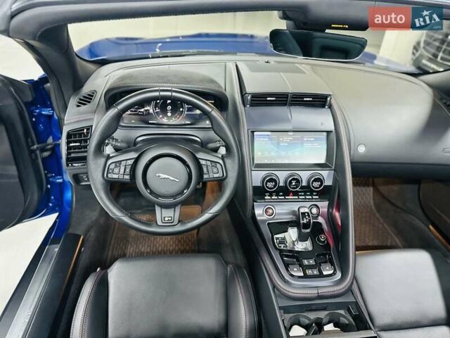 Синій Ягуар Ф-Тайп, об'ємом двигуна 5 л та пробігом 12 тис. км за 79999 $, фото 31 на Automoto.ua