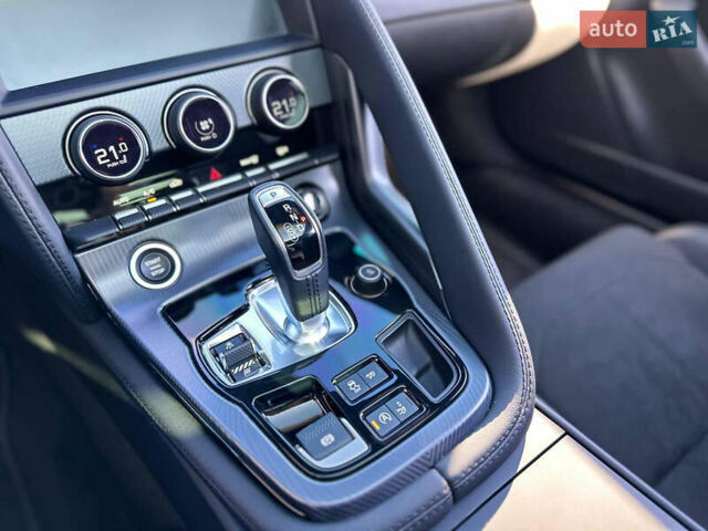 Зелений Ягуар Ф-Тайп, об'ємом двигуна 2 л та пробігом 15 тис. км за 66000 $, фото 6 на Automoto.ua
