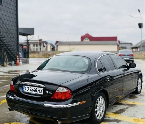 Черный Ягуар С-Тайп, объемом двигателя 3 л и пробегом 250 тыс. км за 4500 $, фото 4 на Automoto.ua