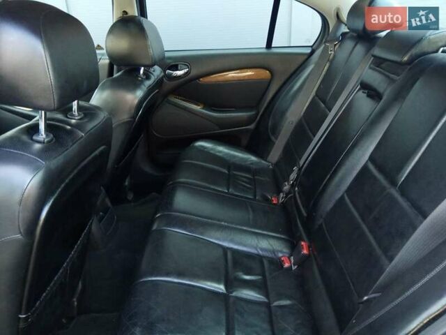 Чорний Ягуар S-Type, об'ємом двигуна 2.97 л та пробігом 250 тис. км за 4500 $, фото 23 на Automoto.ua