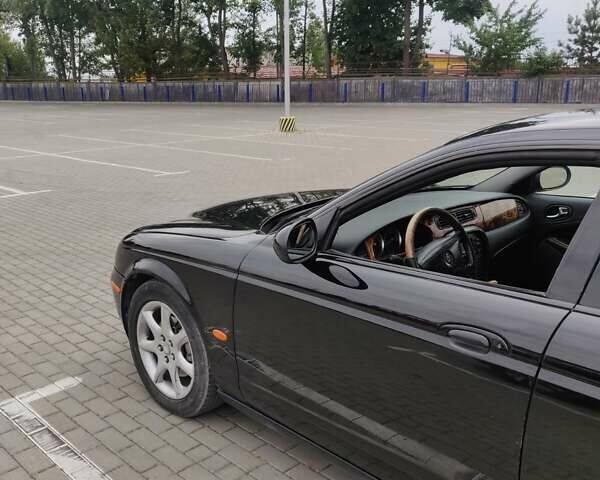 Черный Ягуар С-Тайп, объемом двигателя 3 л и пробегом 300 тыс. км за 6500 $, фото 3 на Automoto.ua