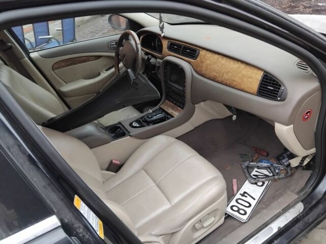 Чорний Ягуар S-Type, об'ємом двигуна 2.7 л та пробігом 145 тис. км за 1540 $, фото 3 на Automoto.ua