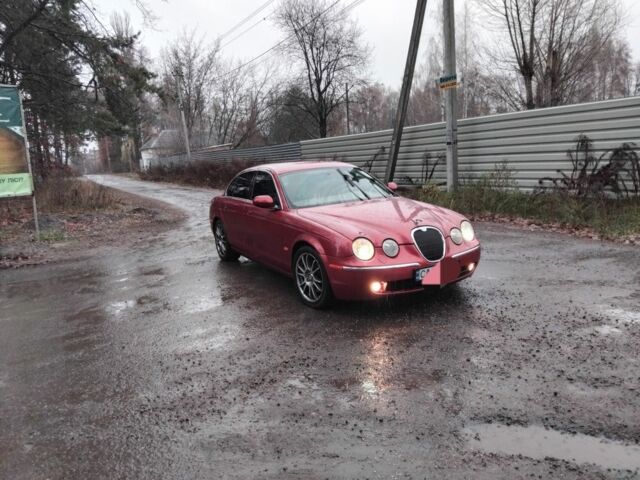 Красный Ягуар С-Тайп, объемом двигателя 2.7 л и пробегом 230 тыс. км за 5905 $, фото 3 на Automoto.ua