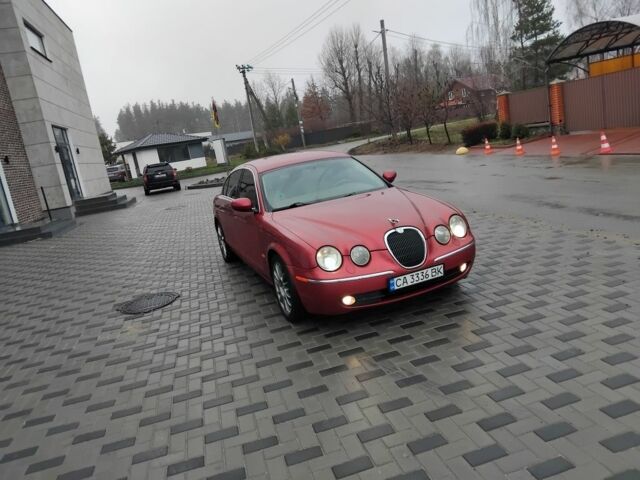 Красный Ягуар С-Тайп, объемом двигателя 2.7 л и пробегом 200 тыс. км за 5680 $, фото 5 на Automoto.ua