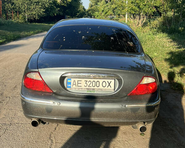 Серый Ягуар С-Тайп, объемом двигателя 2.97 л и пробегом 280 тыс. км за 6500 $, фото 5 на Automoto.ua