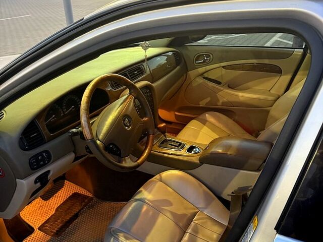 Сірий Ягуар S-Type, об'ємом двигуна 2.5 л та пробігом 260 тис. км за 3500 $, фото 9 на Automoto.ua