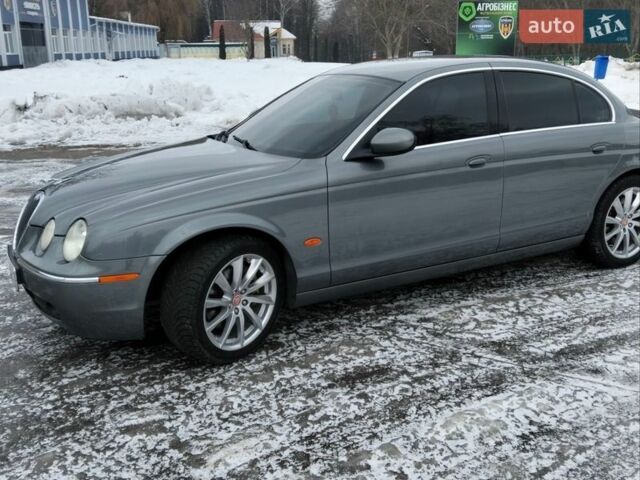 Серый Ягуар С-Тайп, объемом двигателя 2.7 л и пробегом 290 тыс. км за 7300 $, фото 7 на Automoto.ua