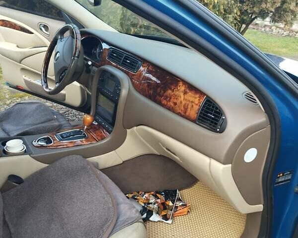 Синий Ягуар С-Тайп, объемом двигателя 3 л и пробегом 166 тыс. км за 7500 $, фото 20 на Automoto.ua