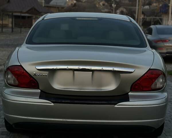 Бежевый Ягуар Х-Тайп, объемом двигателя 2.1 л и пробегом 179 тыс. км за 4999 $, фото 3 на Automoto.ua