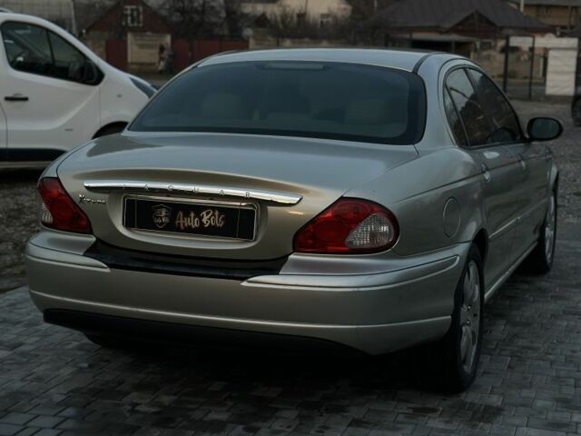 Бежевый Ягуар Х-Тайп, объемом двигателя 2.1 л и пробегом 178 тыс. км за 5088 $, фото 3 на Automoto.ua