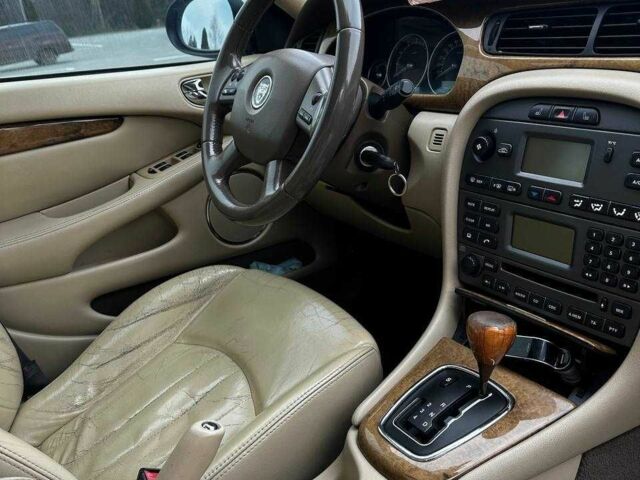 Бежевий Ягуар Х-Тайп, об'ємом двигуна 2.1 л та пробігом 140 тис. км за 5600 $, фото 3 на Automoto.ua