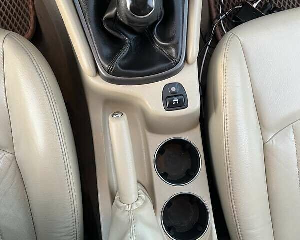 Бежевий Ягуар Х-Тайп, об'ємом двигуна 2.2 л та пробігом 220 тис. км за 6000 $, фото 9 на Automoto.ua