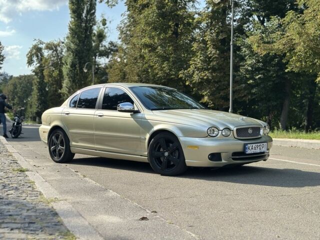 Бежевий Ягуар Х-Тайп, об'ємом двигуна 2.5 л та пробігом 204 тис. км за 5200 $, фото 1 на Automoto.ua