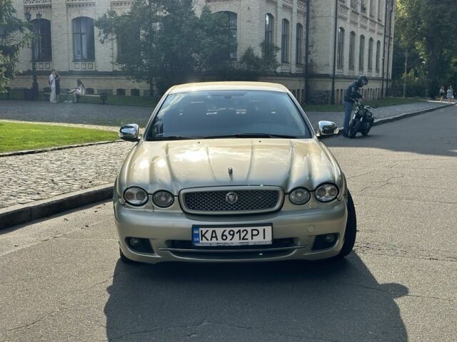 Бежевий Ягуар Х-Тайп, об'ємом двигуна 2.5 л та пробігом 204 тис. км за 5200 $, фото 3 на Automoto.ua