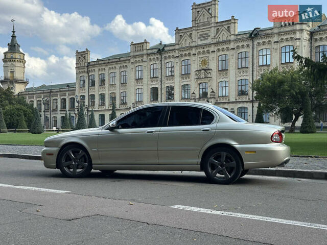 Бежевий Ягуар Х-Тайп, об'ємом двигуна 2.5 л та пробігом 204 тис. км за 6000 $, фото 6 на Automoto.ua