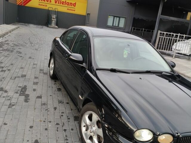 Чорний Ягуар Х-Тайп, об'ємом двигуна 3 л та пробігом 240 тис. км за 5312 $, фото 1 на Automoto.ua