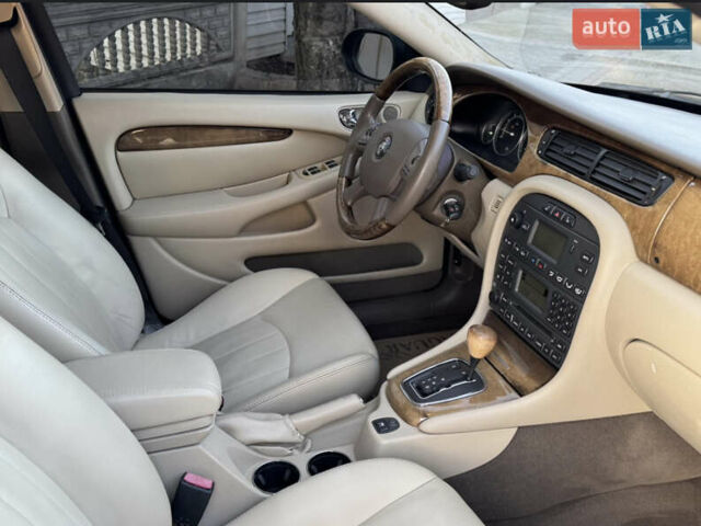 Ягуар Х-Тайп 2006 у Запоріжжя на Automoto.ua Чорний Ягуар Х-Тайп, об'ємом двигуна 2.5 л та пробігом 155 тис. км за 6000 $, фото 5 на Automoto.ua