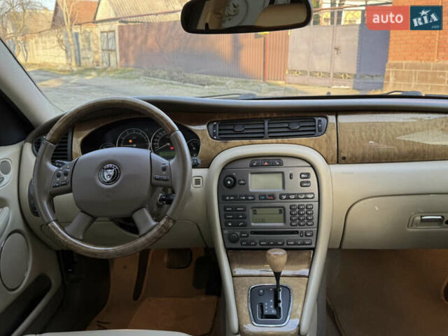 Ягуар Х-Тайп 2006 у Запоріжжя на Automoto.ua Чорний Ягуар Х-Тайп, об'ємом двигуна 2.5 л та пробігом 155 тис. км за 6000 $, фото 3 на Automoto.ua