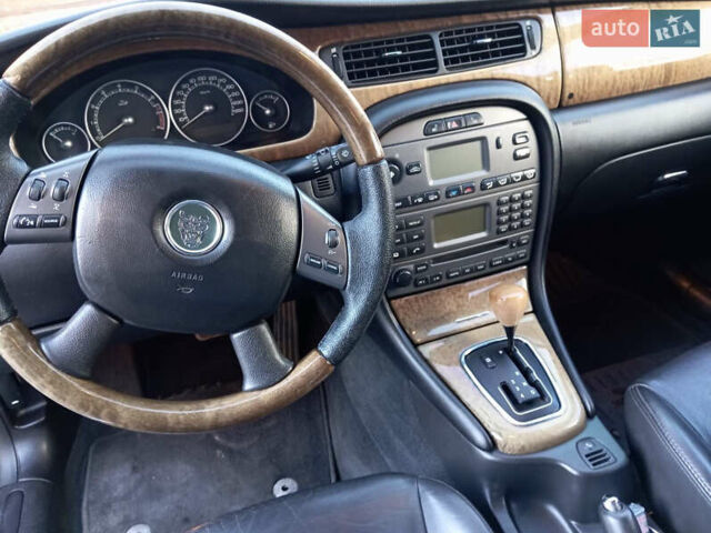 Ягуар Х-Тайп 2006 в Хмельницком на Automoto.ua Черный Ягуар Х-Тайп, объемом двигателя 2.5 л и пробегом 193 тыс. км за 5700 $, фото 12 на Automoto.ua