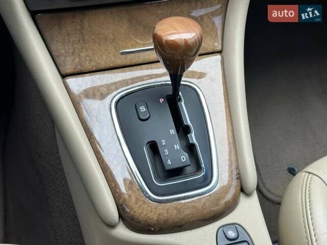 Черный Ягуар Х-Тайп, объемом двигателя 2.5 л и пробегом 174 тыс. км за 5490 $, фото 17 на Automoto.ua