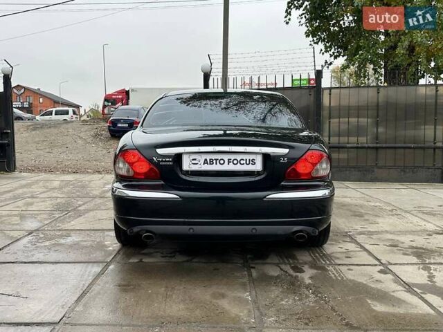 Черный Ягуар Х-Тайп, объемом двигателя 2.5 л и пробегом 174 тыс. км за 5490 $, фото 5 на Automoto.ua