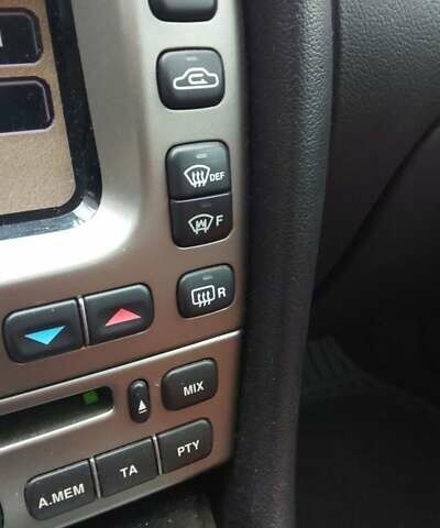 Чорний Ягуар Х-Тайп, об'ємом двигуна 2.2 л та пробігом 212 тис. км за 6700 $, фото 7 на Automoto.ua