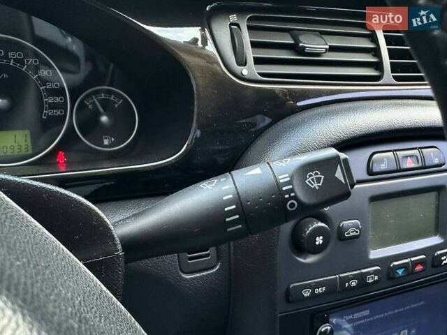 Красный Ягуар Х-Тайп, объемом двигателя 2 л и пробегом 280 тыс. км за 4790 $, фото 24 на Automoto.ua