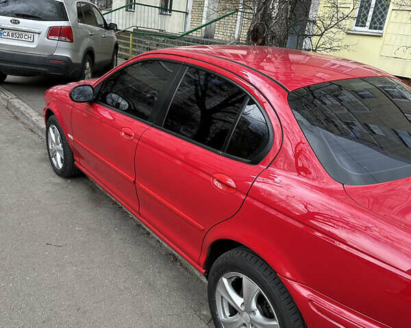 Красный Ягуар Х-Тайп, объемом двигателя 2 л и пробегом 276 тыс. км за 5400 $, фото 2 на Automoto.ua