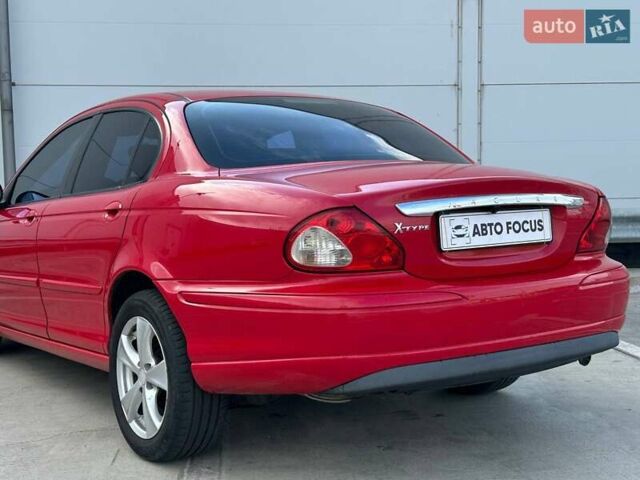 Красный Ягуар Х-Тайп, объемом двигателя 2 л и пробегом 280 тыс. км за 4790 $, фото 4 на Automoto.ua